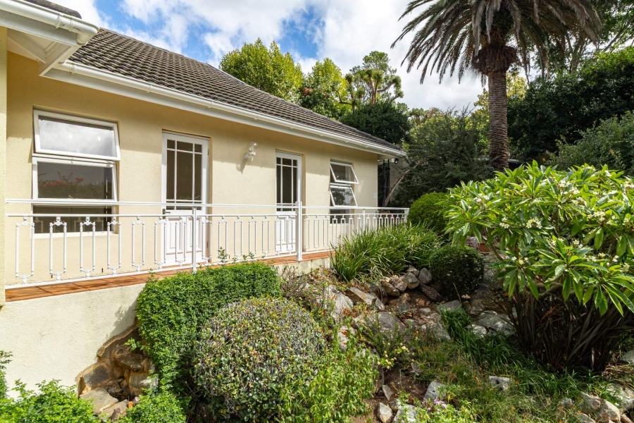To Let 3 Bedroom Property for Rent in Newlands Western Cape